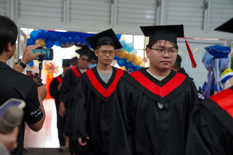 113學年度畢業典禮日間-25