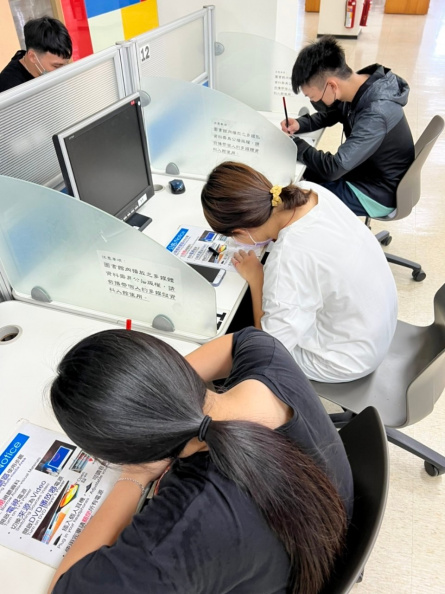 LINE ALBUM 闖關遊戲 220902 3