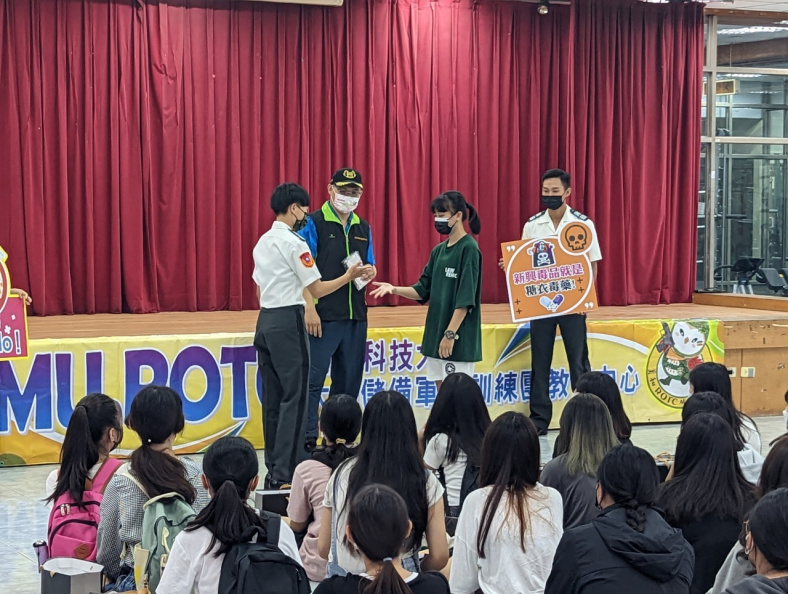 LINE ALBUM 闖關遊戲 220902 48