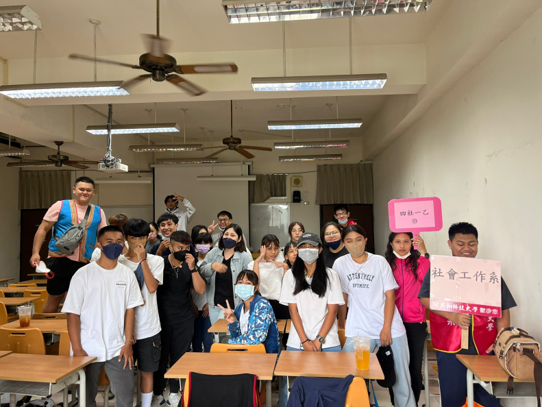 LINE ALBUM 四社一乙 220902 11