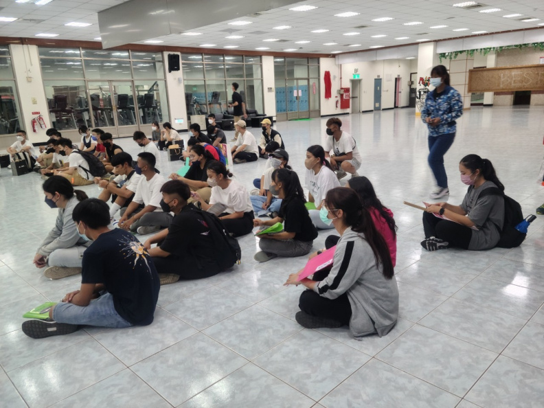 LINE ALBUM 四社一乙 220902 1