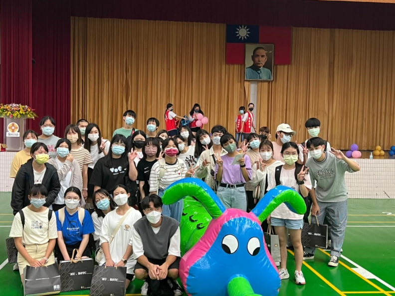 LINE ALBUM 四技護一乙 220902 12