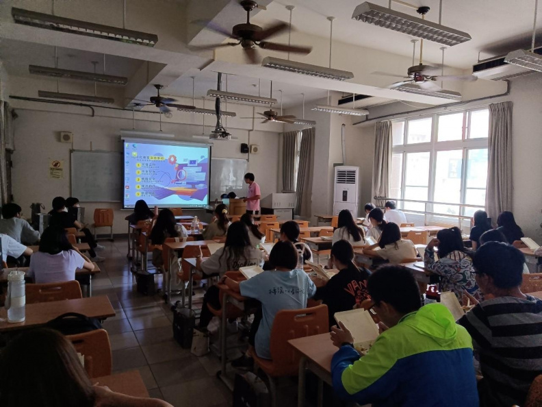 LINE ALBUM 四技護一甲 220902 25