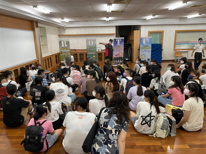 LINE ALBUM 五專護一丁 220902 85