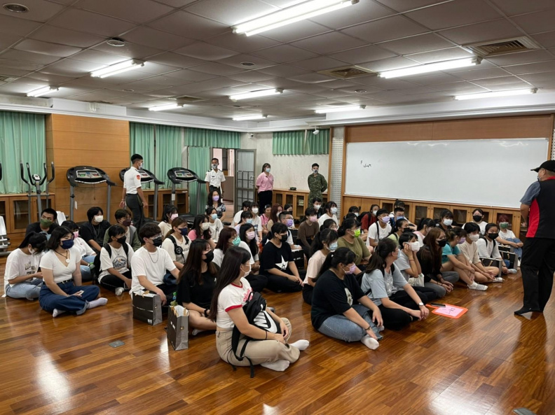 LINE ALBUM 五專護一丁 220902 83