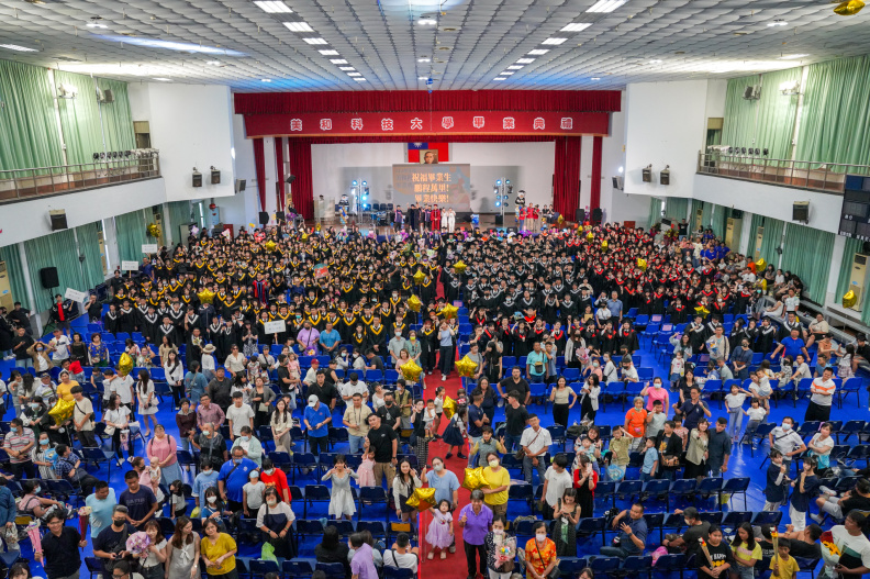 113學年度畢業典禮進修-242
