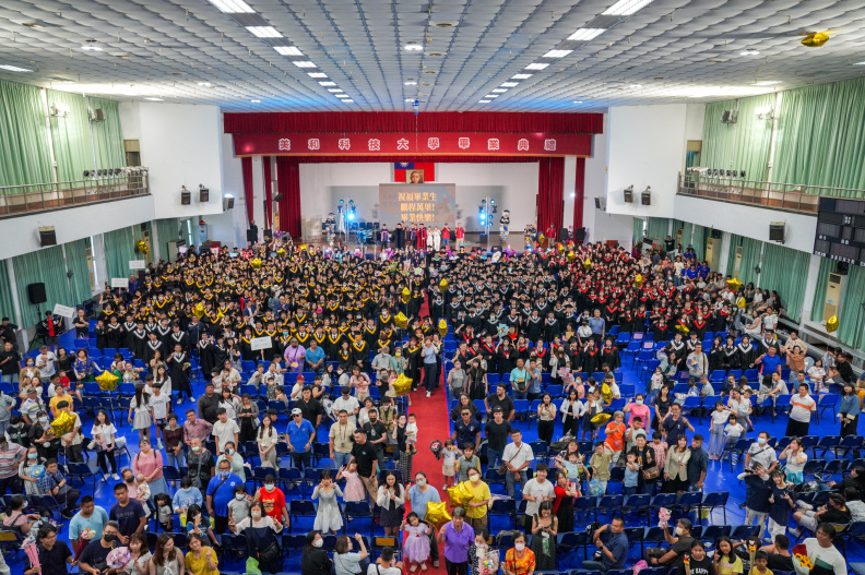 113學年度畢業典禮進修-245