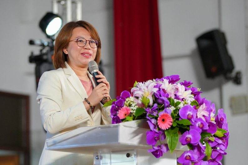 113學年度畢業典禮進修特寫鏡-31