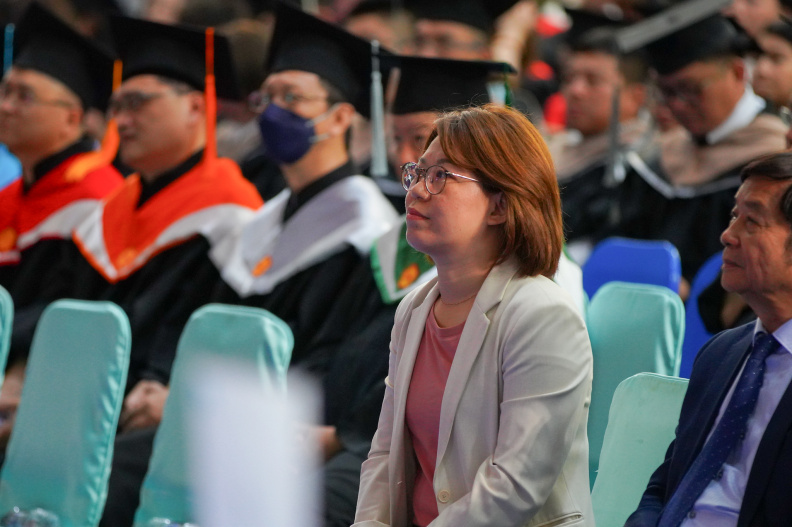 113學年度畢業典禮進修特寫鏡-30