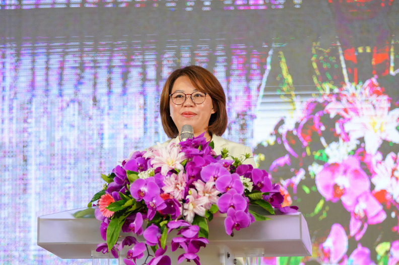 113學年度畢業典禮進修特寫鏡-32