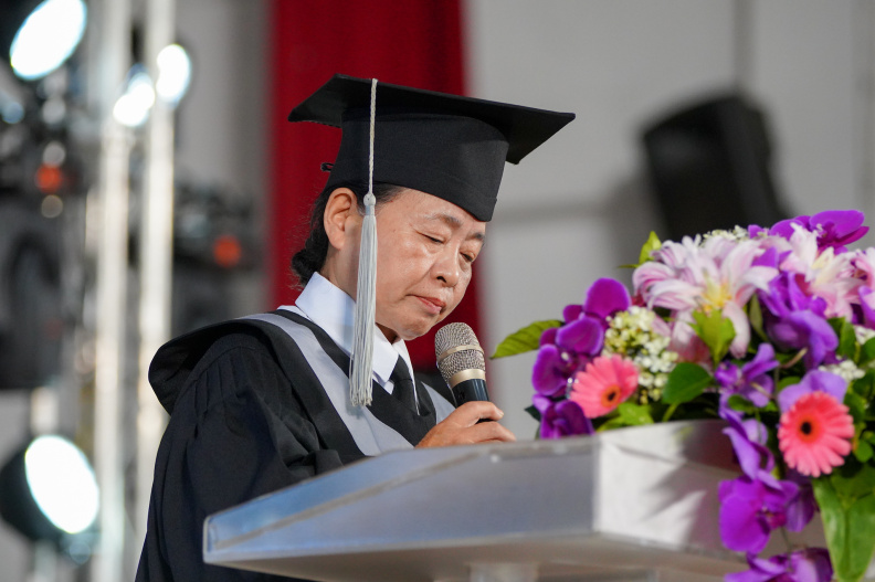 113學年度畢業典禮進修特寫鏡-39