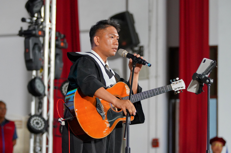 113學年度畢業典禮進修特寫鏡-48