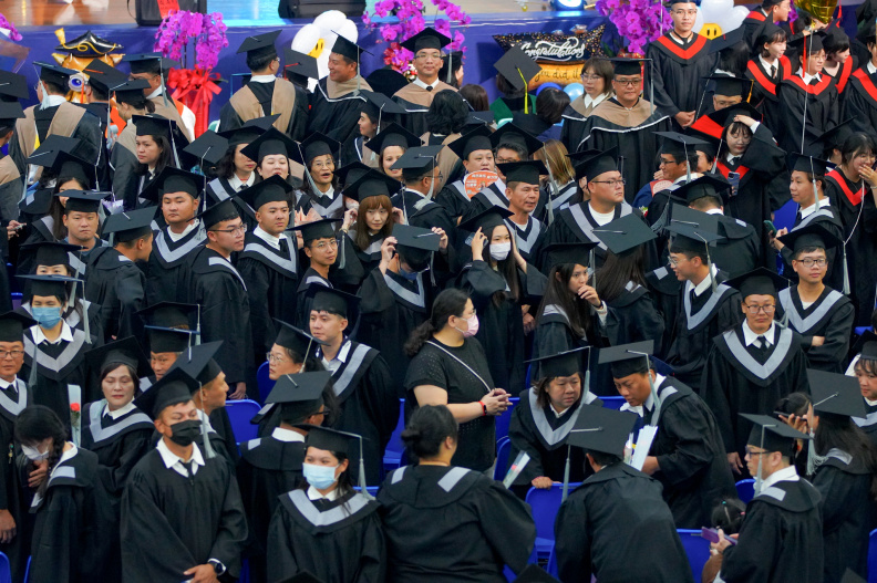 113學年度畢業典禮進修特寫鏡-66