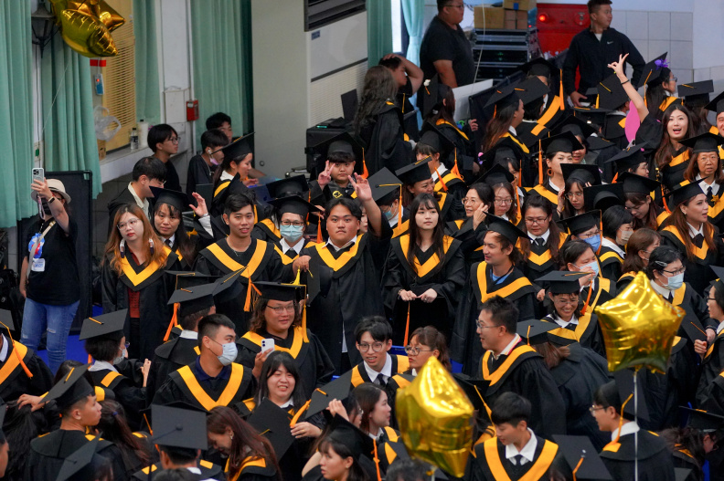 113學年度畢業典禮進修特寫鏡-89