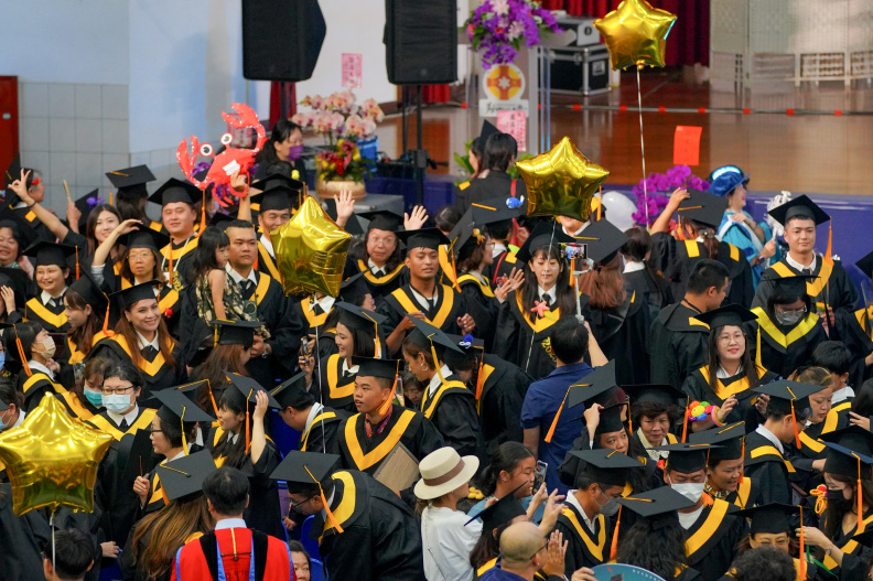 113學年度畢業典禮進修特寫鏡-92